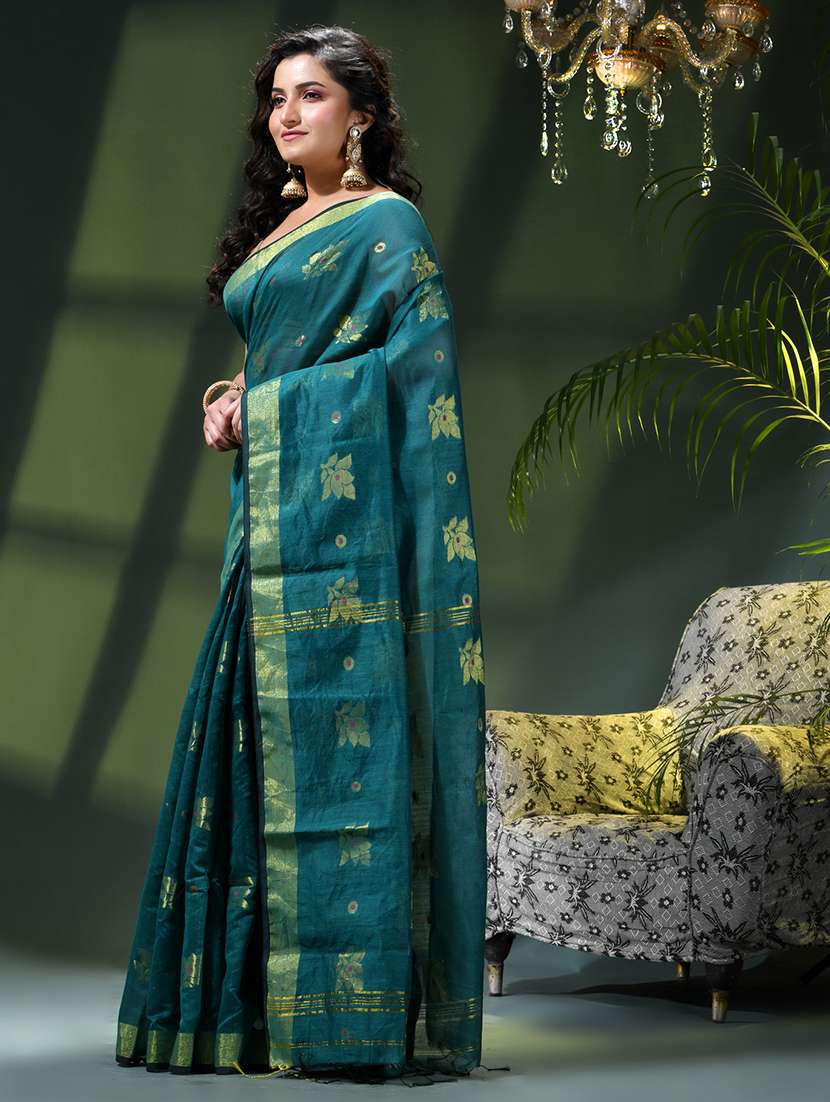 women self design handloom saree with blouse - 22376125 -  Standard Image - 1
