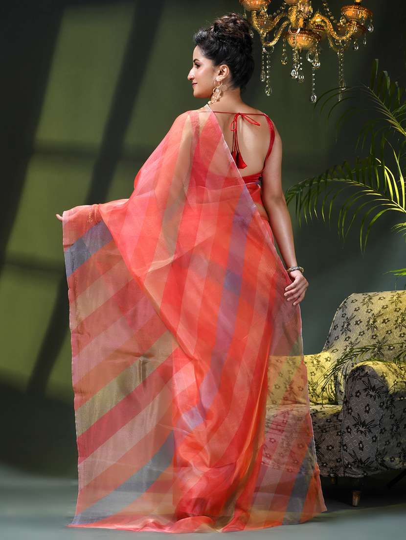 women printed casual wear saree - 22376165 -  Standard Image - 4