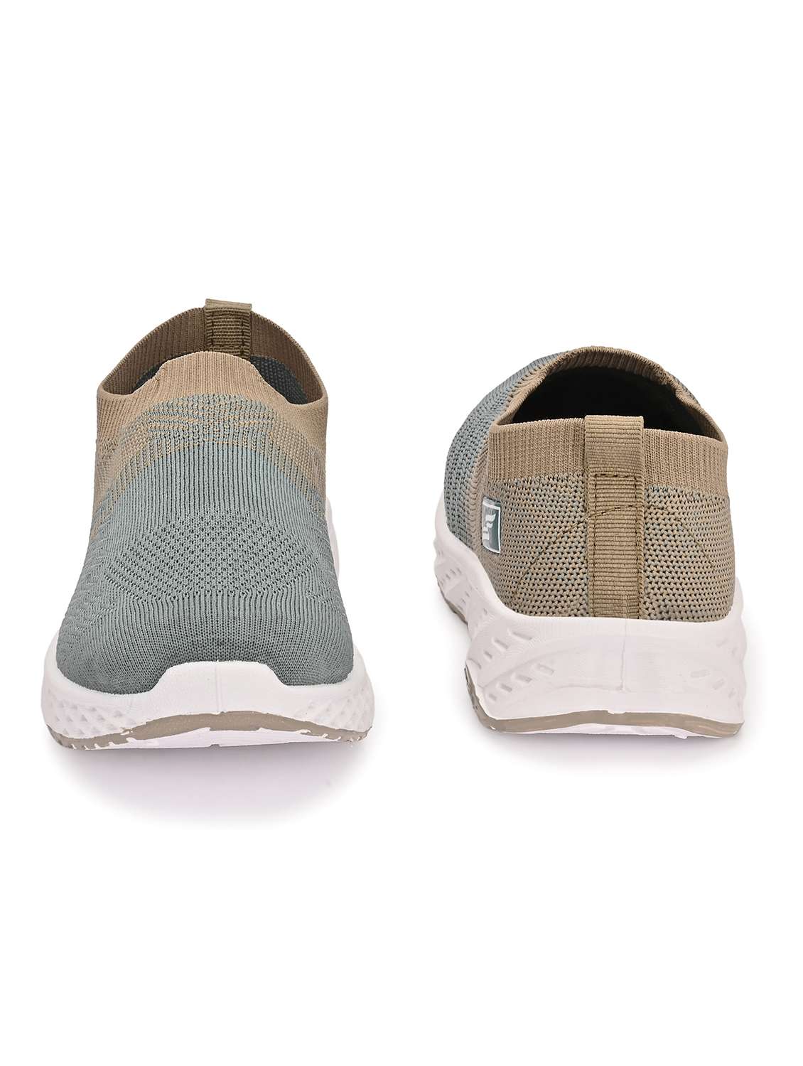 women solid slip on casual shoe - 22376661 -  Standard Image - 4