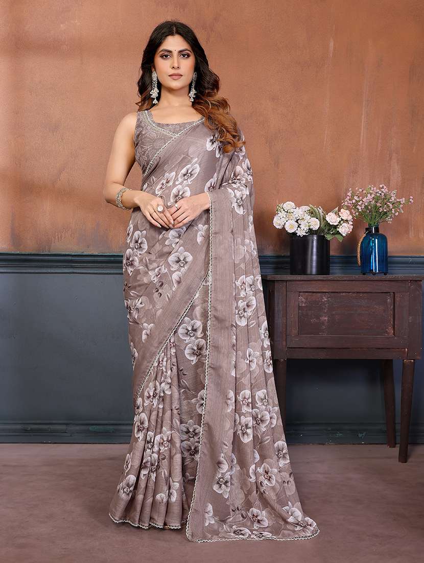 women printed casual wear saree with blouse