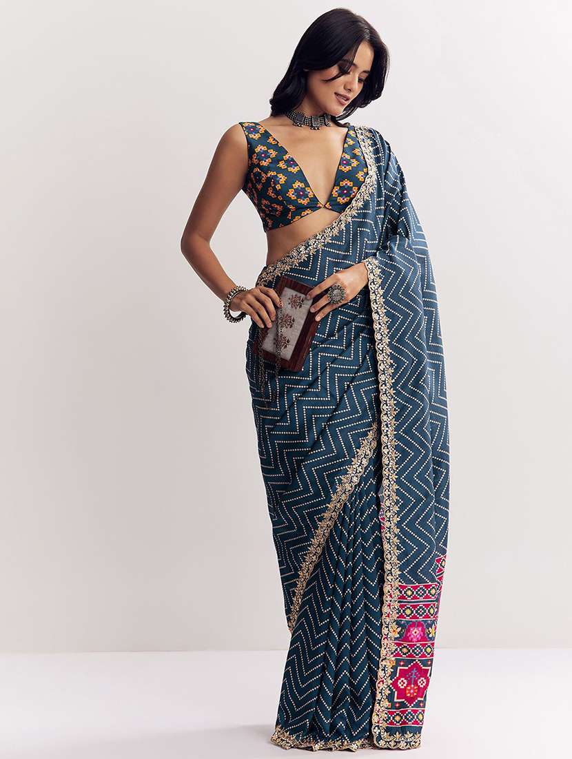 women chevron printed saree with blouse - 22376676 -  Standard Image - 1