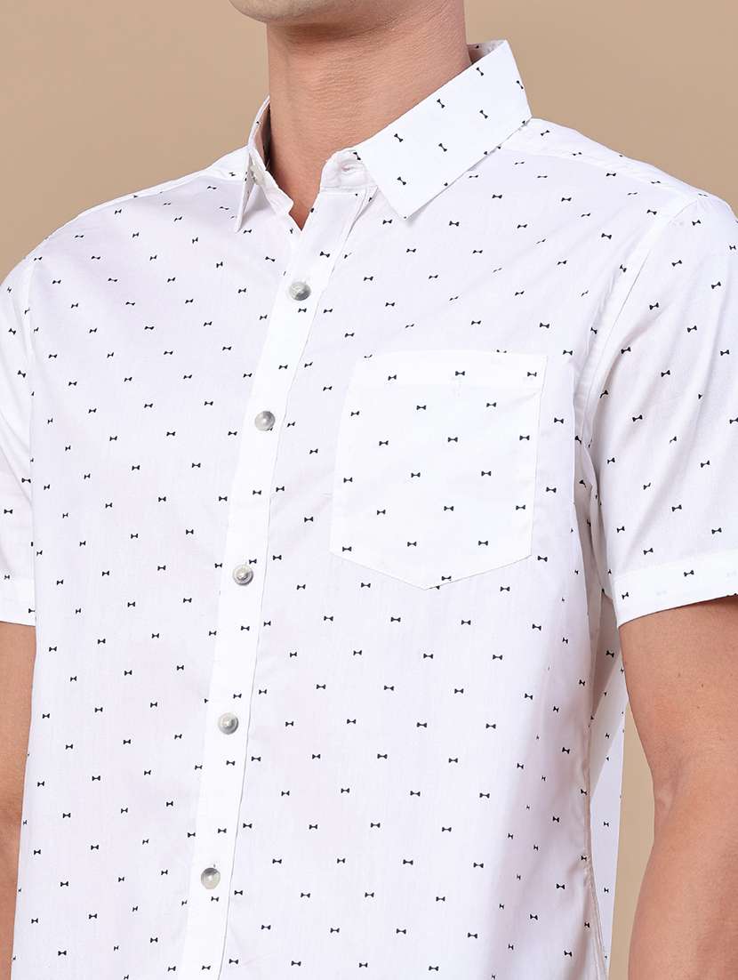 men printed short sleeve regular fit casual shirt - 22376791 -  Standard Image - 1