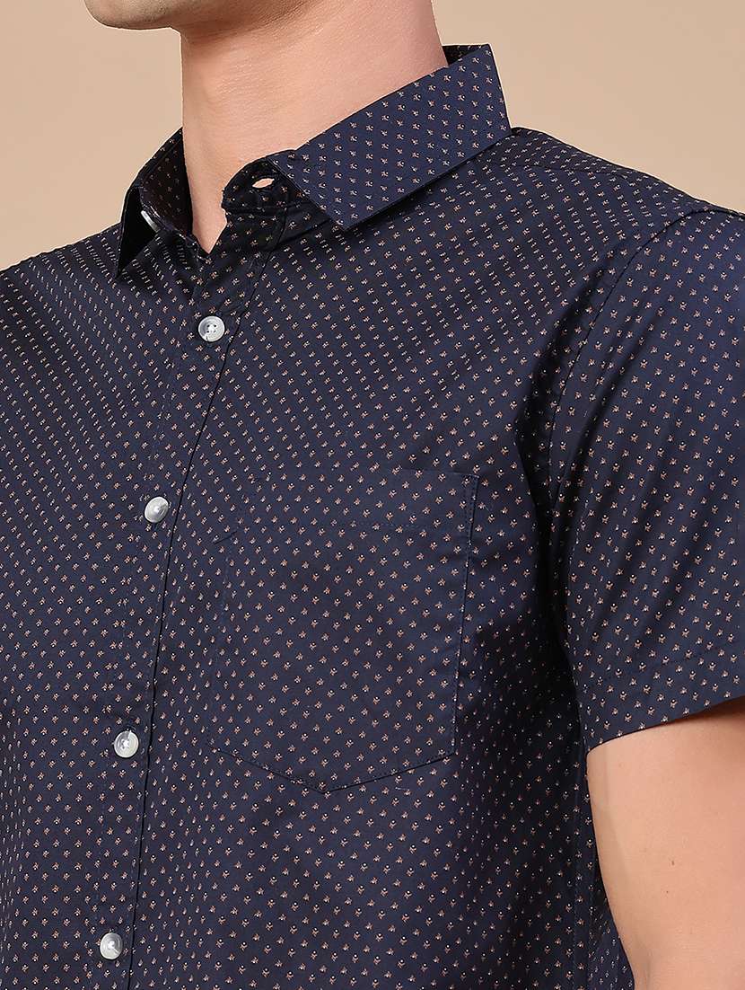 men printed short sleeve regular fit casual shirt - 22376798 -  Standard Image - 1