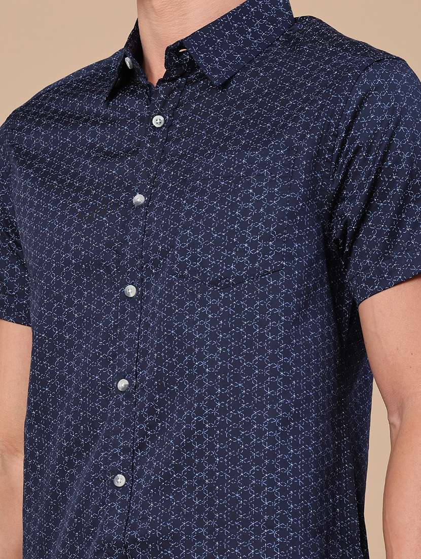 men printed short sleeve slim fit casual shirt - 22376801 -  Standard Image - 1
