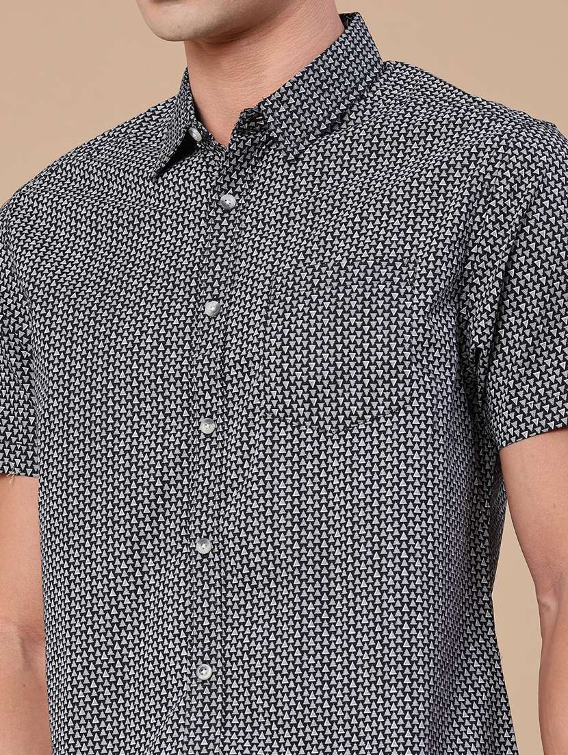 men printed short sleeve regular fit casual shirt - 22376804 -  Standard Image - 1
