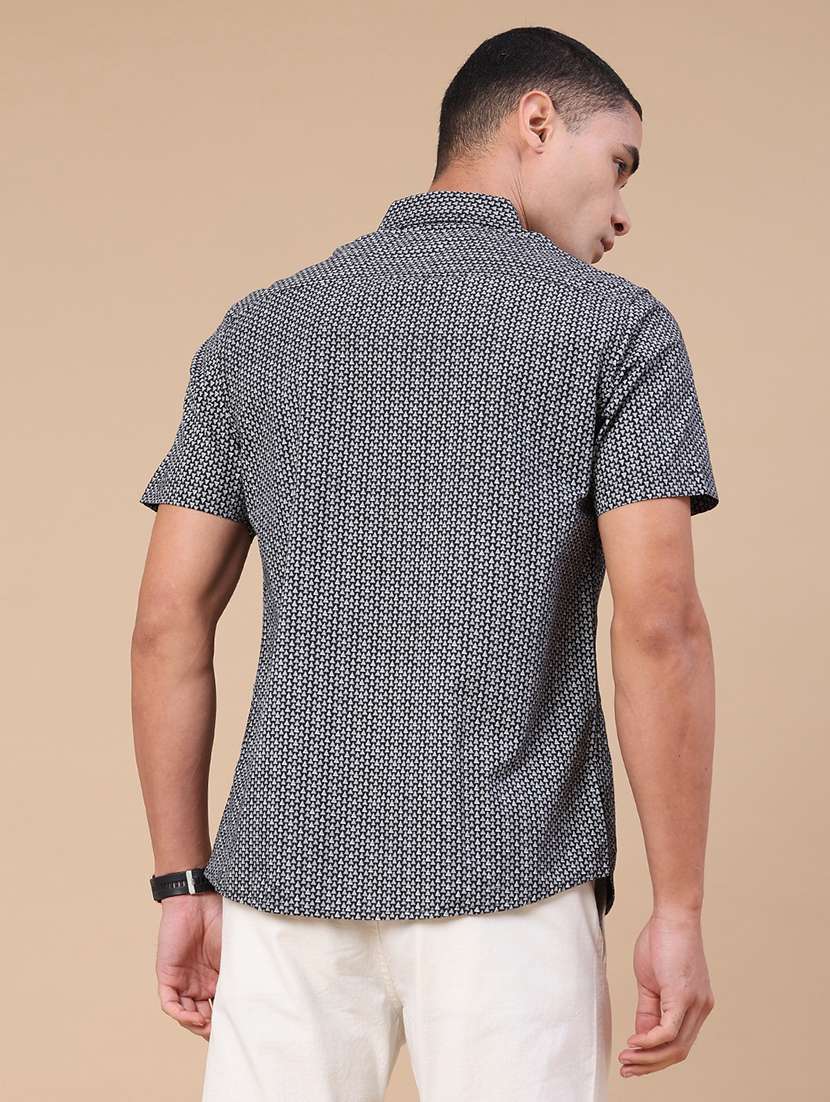 men printed short sleeve regular fit casual shirt - 22376804 -  Standard Image - 4