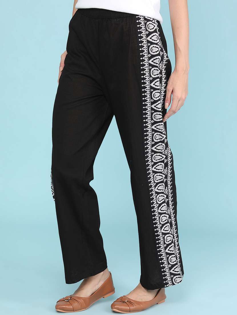 women printed mid rise straight trouser