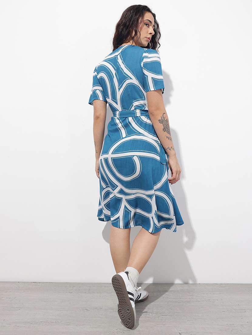 women printed short sleeve wrap dress - 22376978 -  Standard Image - 4