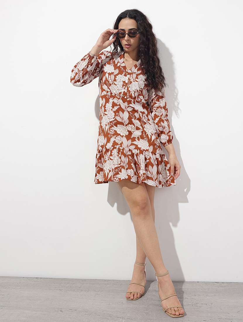 women floral print long sleeve tiered dress - 22376990 -  Standard Image - 4