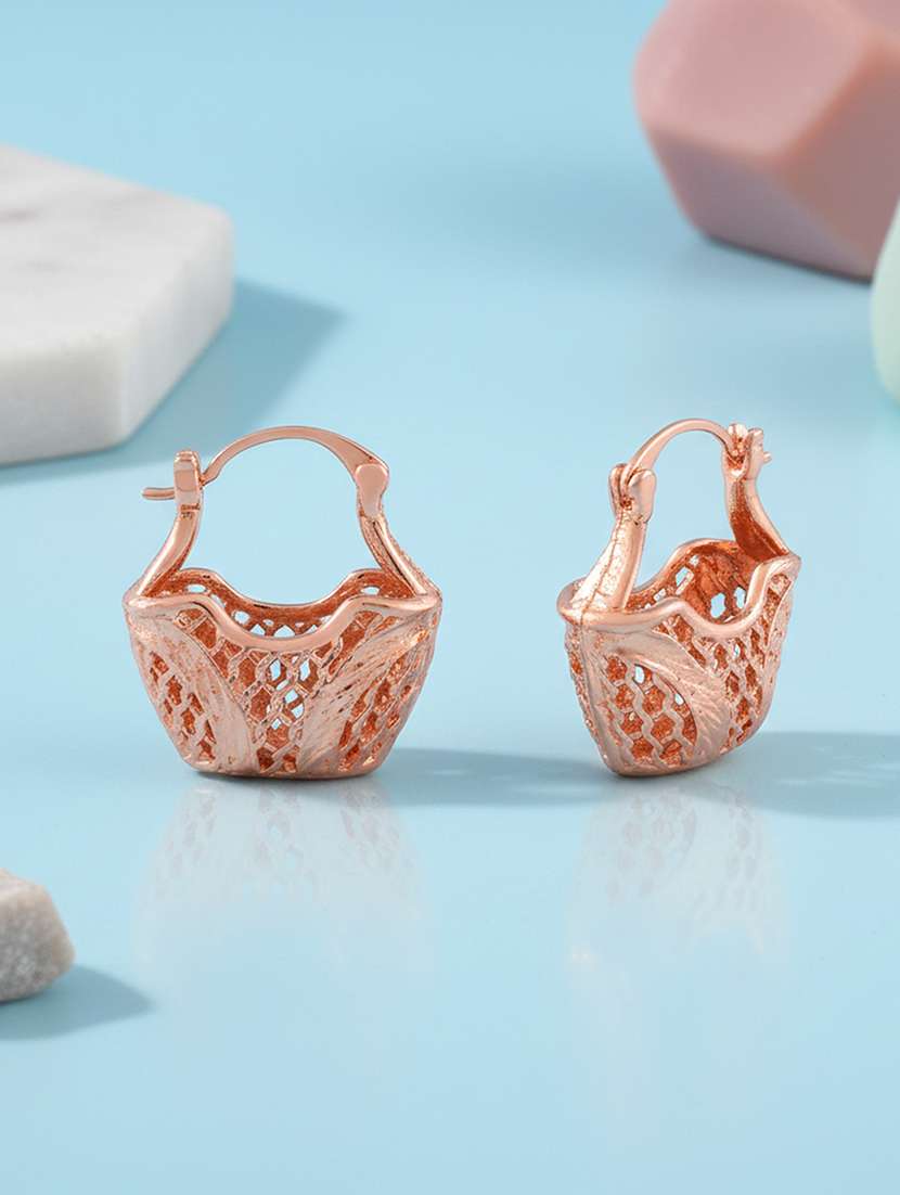 women solid hoop earring