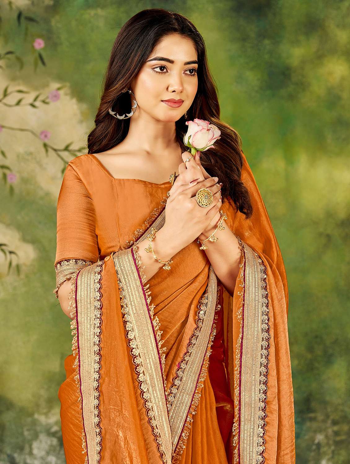 women solid with bordered saree with blouse - 22377528 -  Standard Image - 1