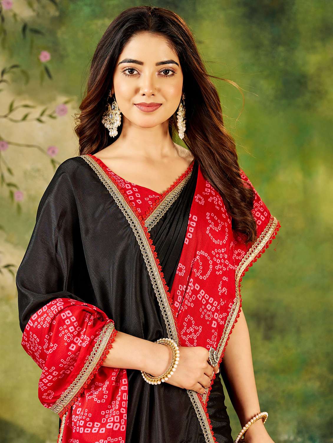 women solid with bordered saree with blouse - 22377529 -  Standard Image - 1