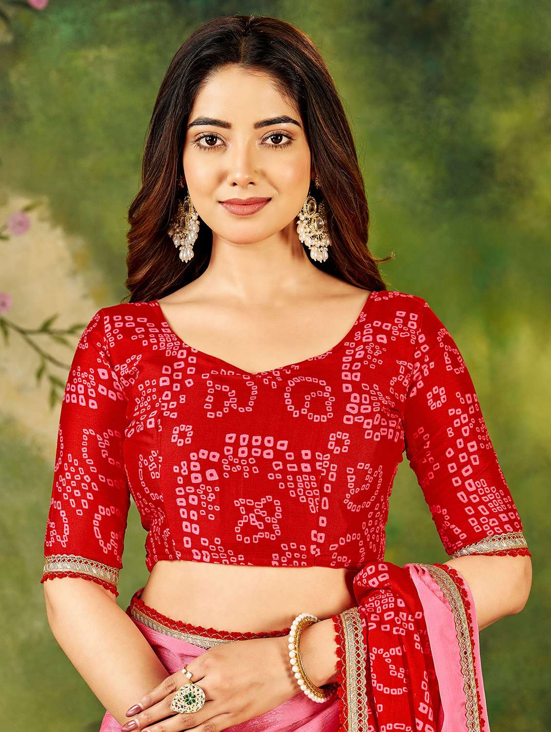 women solid with bordered saree with blouse - 22377530 -  Standard Image - 4