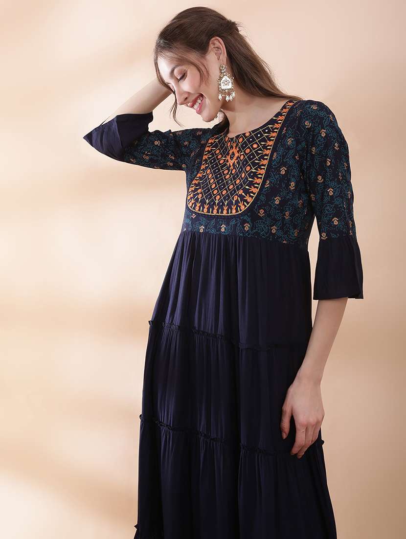 women printed three quarter sleeve ethnic dress - 22378271 -  Standard Image - 1