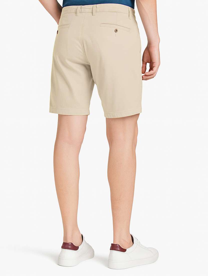 men solid mid rise regular fit shorts - 22378526 -  Standard Image - 4