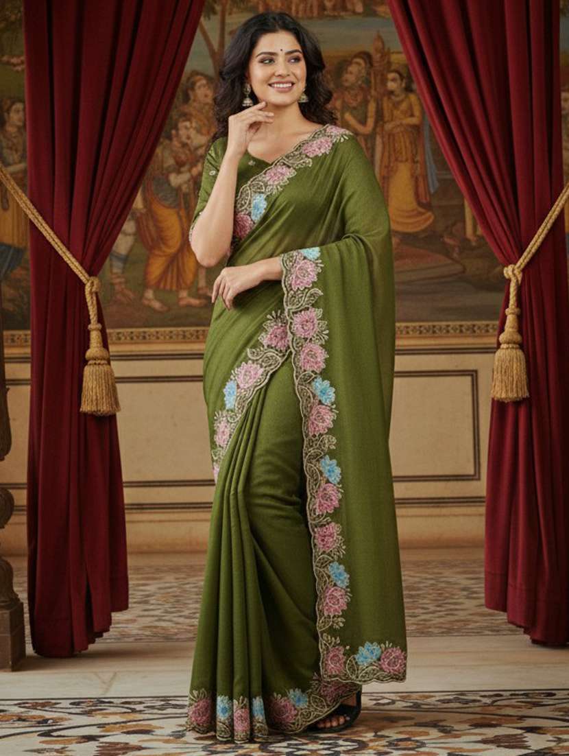 women solid with bordered saree with blouse - 22379260 -  Standard Image - 1