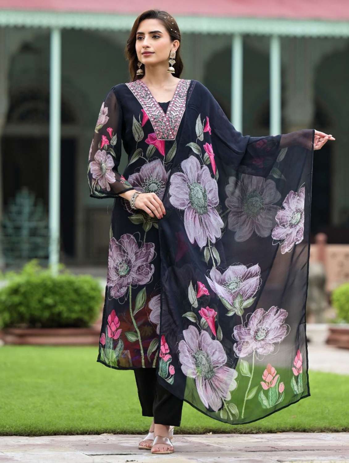 women floral three quarter sleeve kurta pant with dupatta set - 22379429 -  Standard Image - 4