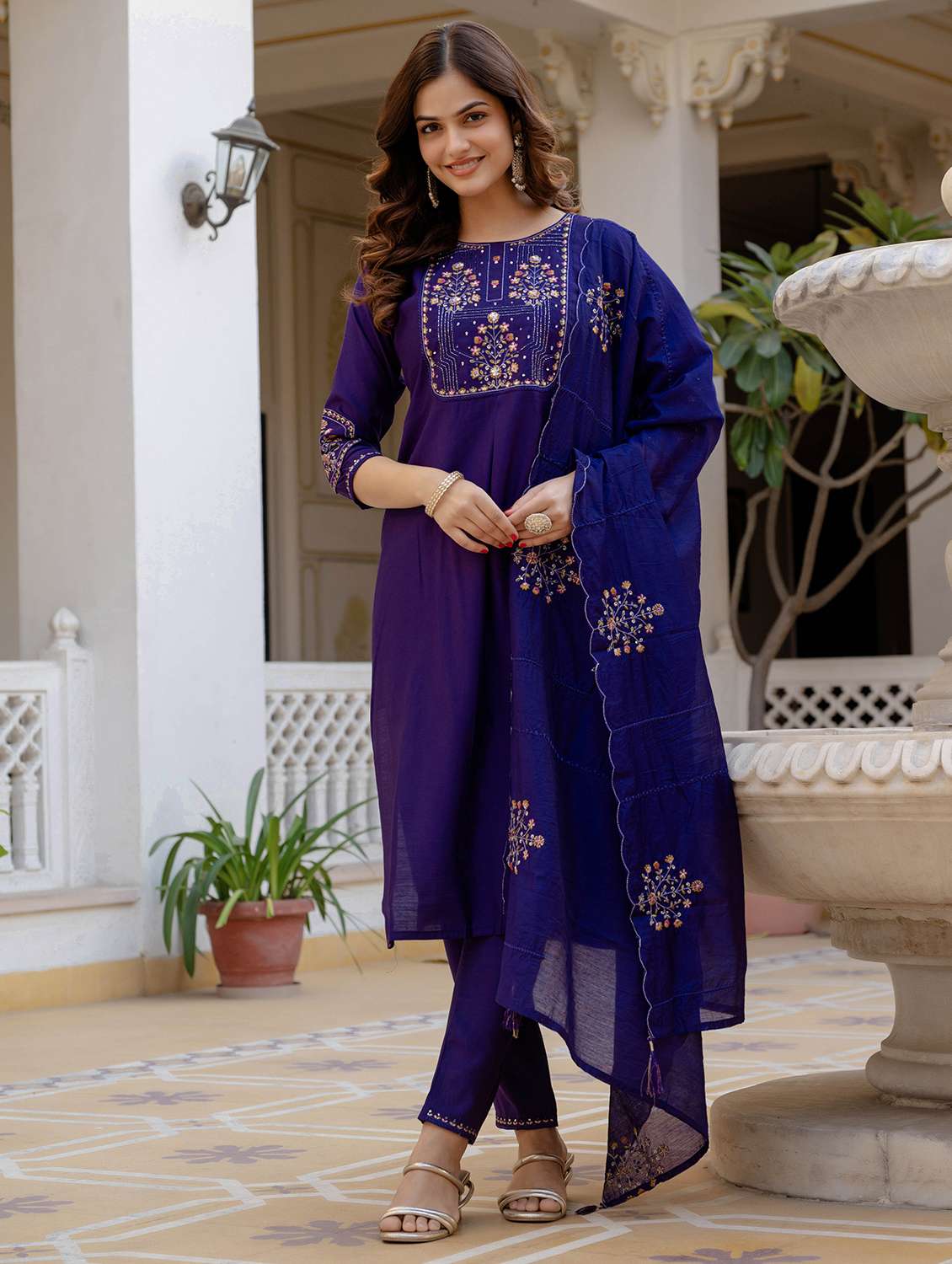 women solid with work three quarter sleeve kurta pant with dupatta set