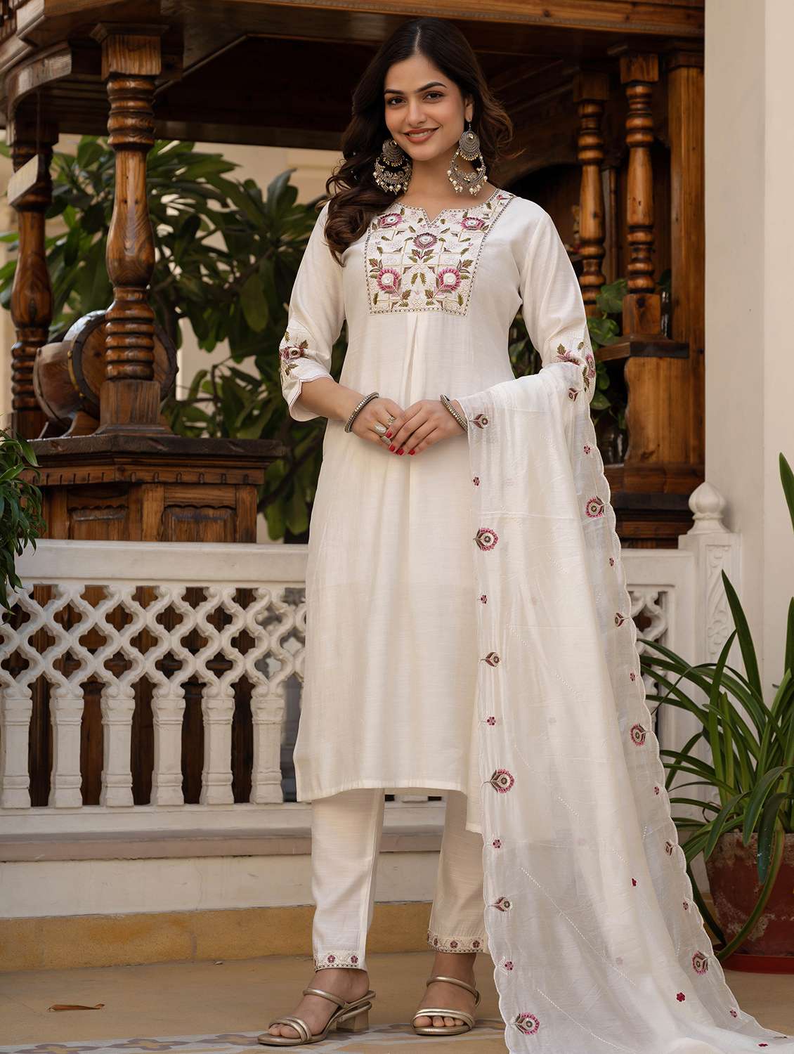 women solid with work three quarter sleeve kurta pant with dupatta set - 22379469 -  Standard Image - 4