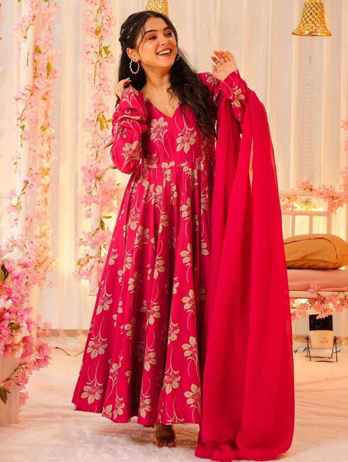 women floral long sleeve kurta pant with dupatta set