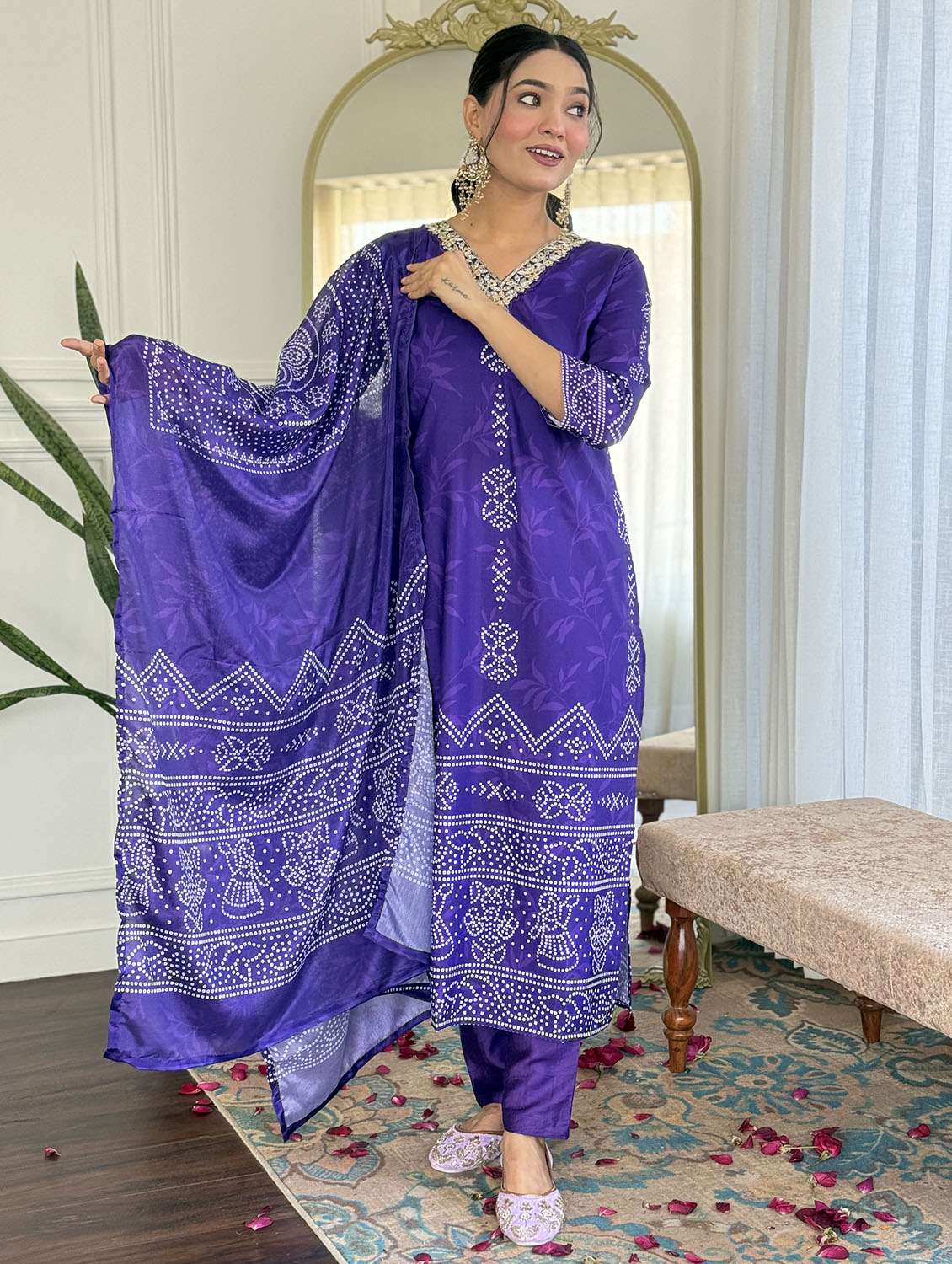 women bandhani three quarter sleeve kurta pant with dupatta set - 22379540 -  Standard Image - 4