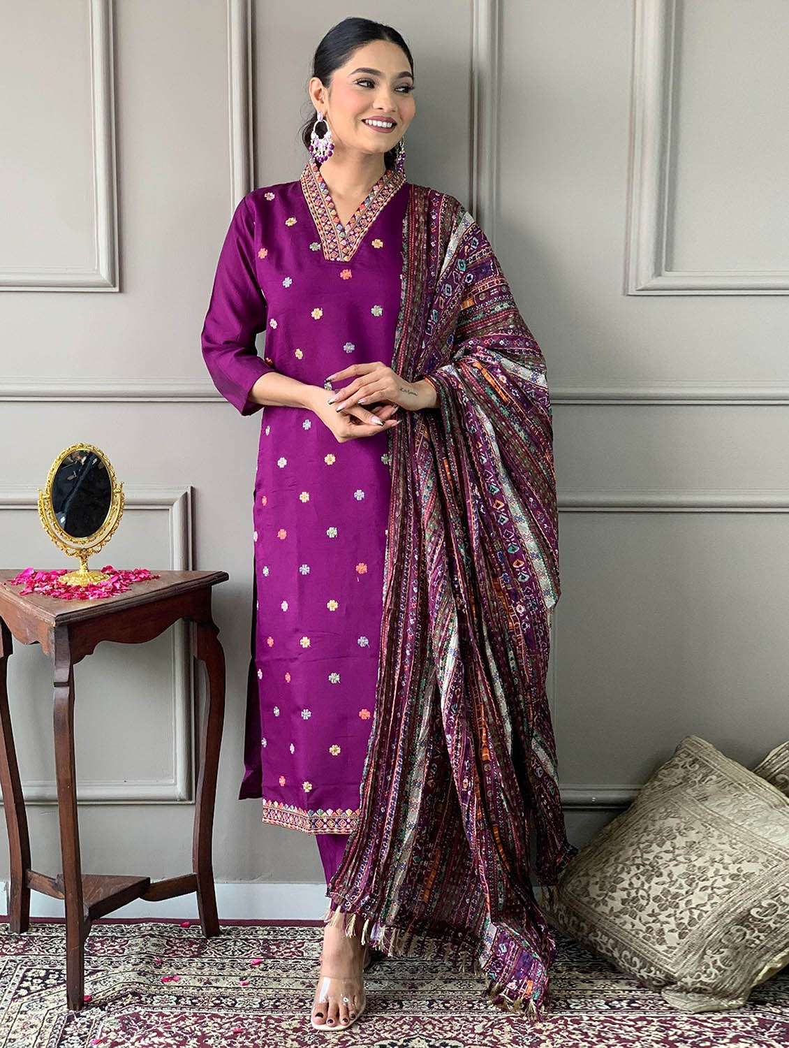 women self design three quarter sleeve kurta pant with dupatta set - 22379556 -  Standard Image - 4