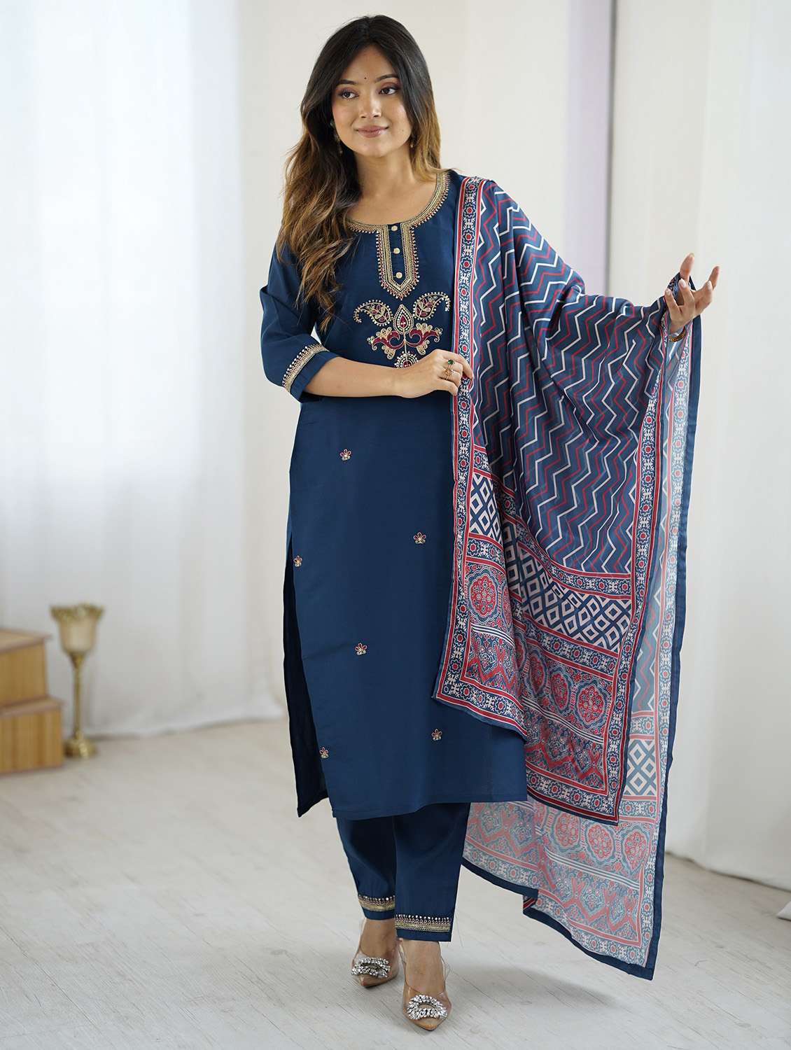 women solid with work three quarter sleeve kurta pant with dupatta set - 22379564 -  Standard Image - 6