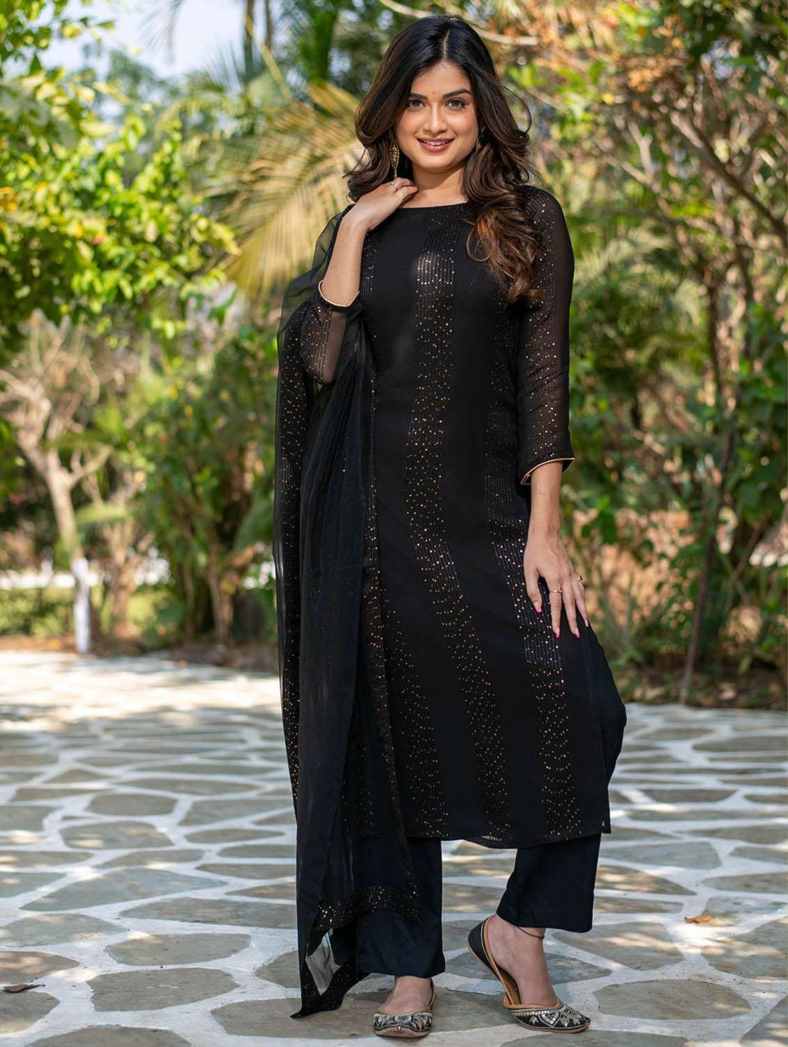 women solid with work three quarter sleeve kurta pant with dupatta set - 22379569 -  Standard Image - 4