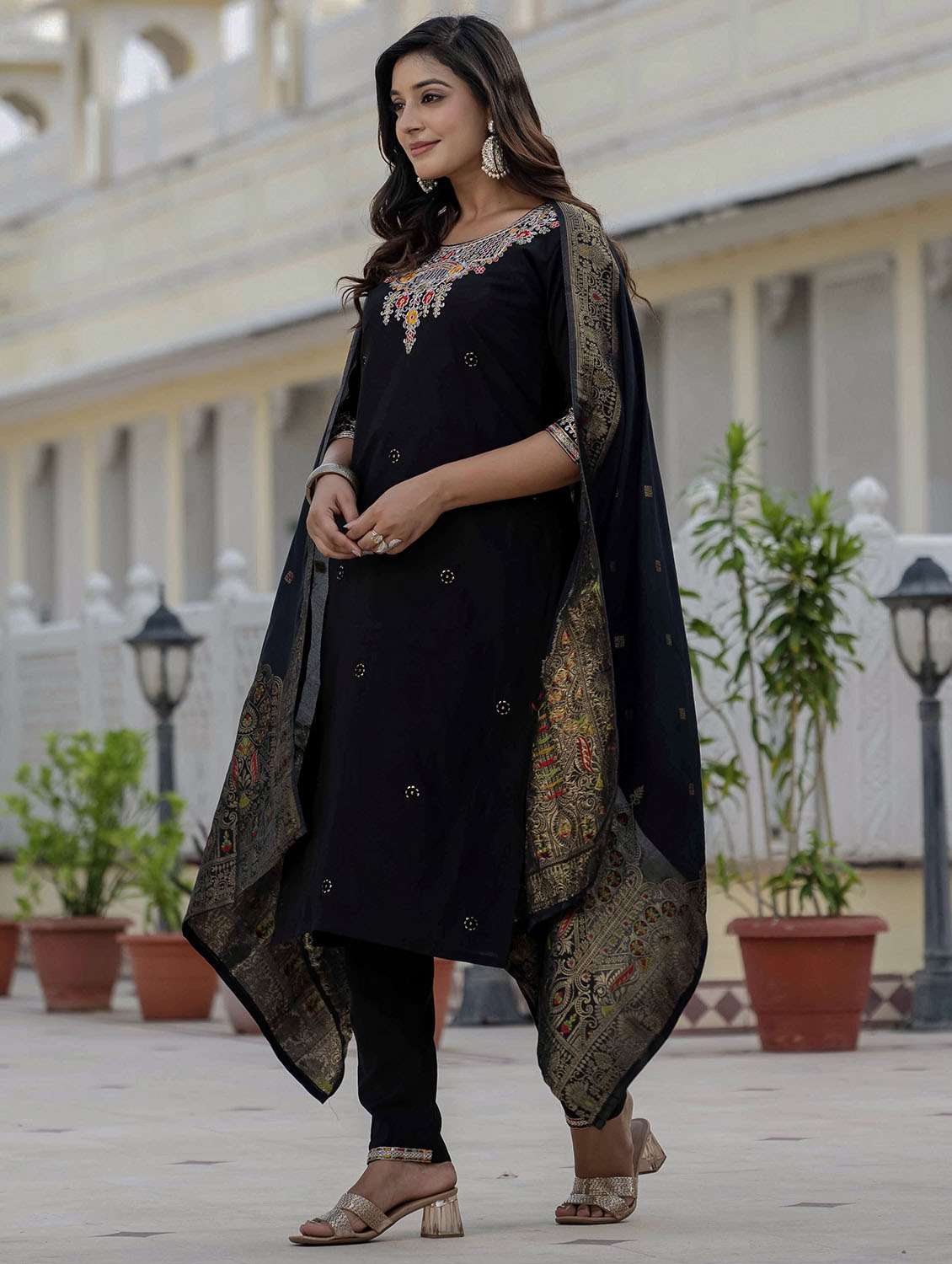 women solid with work three quarter sleeve kurta pant with dupatta set - 22379587 -  Standard Image - 6