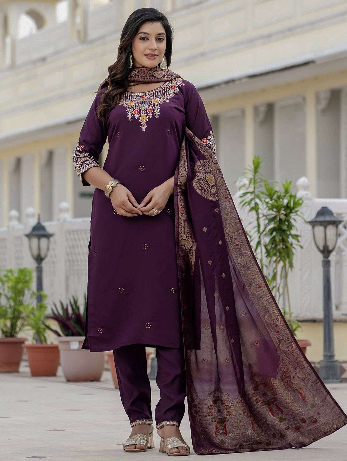 women solid with work three quarter sleeve kurta pant with dupatta set - 22379589 -  Standard Image - 4