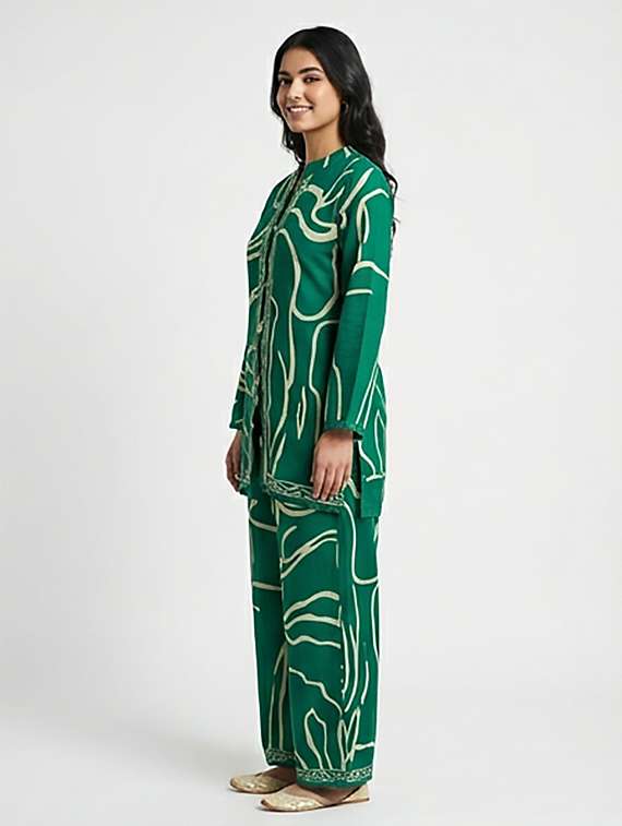 women printed long sleeves ethnic co-ord set - 22379756 -  Standard Image - 1