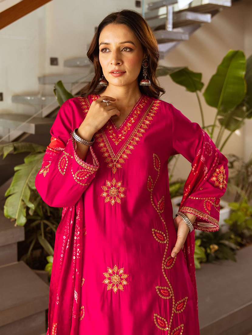 women embroidered kurta and pant with dupatta set - 22379758 -  Standard Image - 1