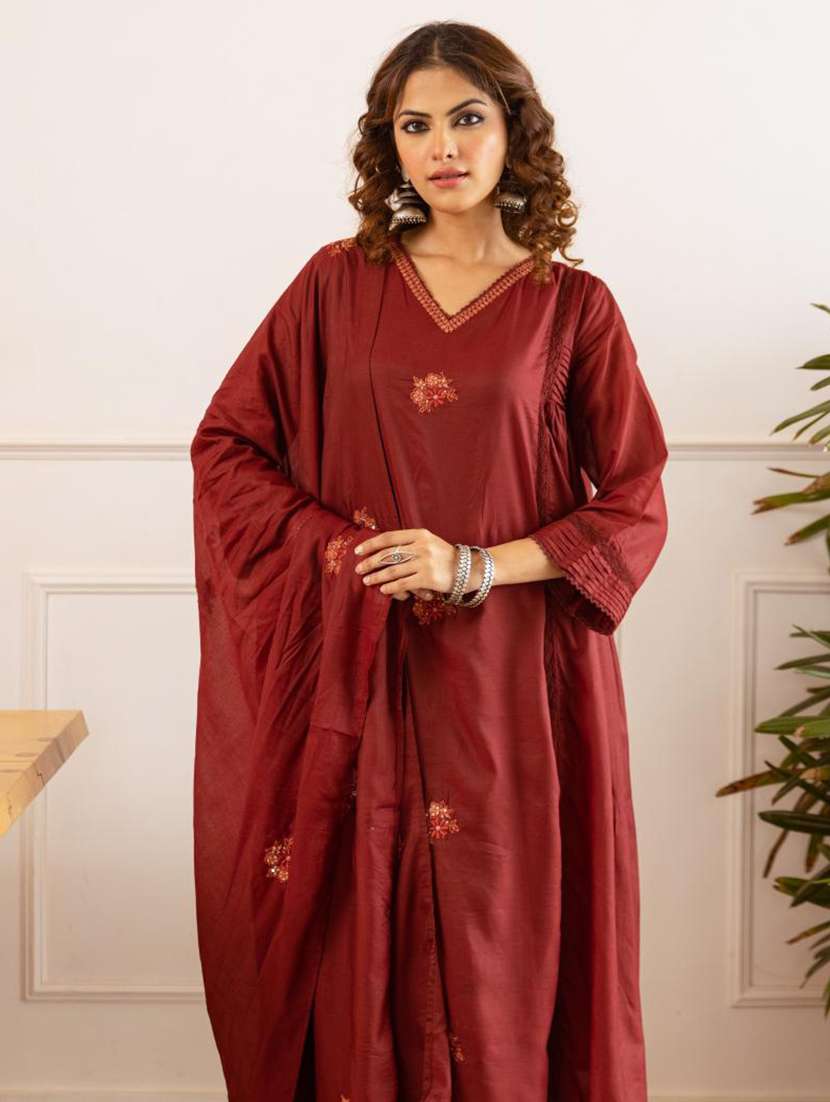 women embroidered kurta and pant with dupatta set - 22379762 -  Standard Image - 1