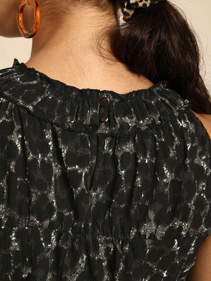 women printed sleeveless regular top - 22380828 -  Standard Image - 1