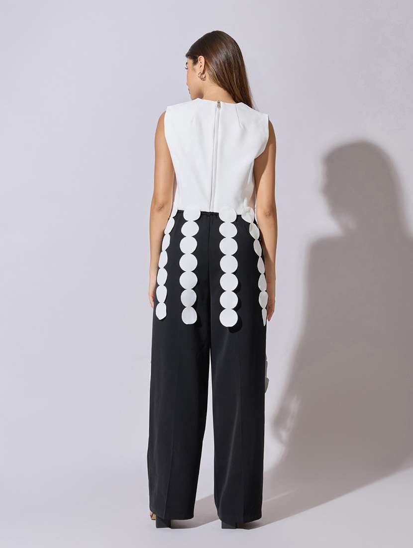 women solid sleeveless crop top - 22381041 -  Standard Image - 4