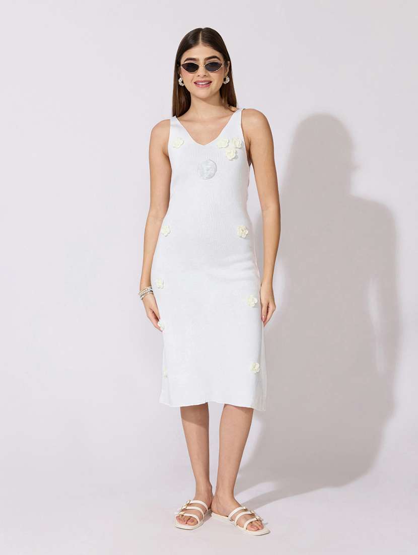 women self designed sleeveless bodycon dress