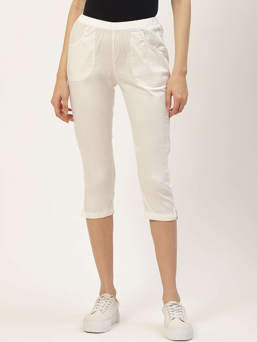 women solid mid rise capri