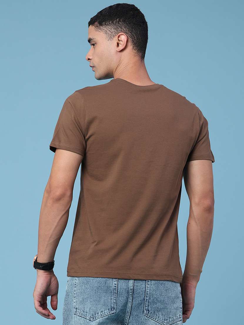 men chest printed short sleeves casual t-shirt - 22382603 -  Standard Image - 4