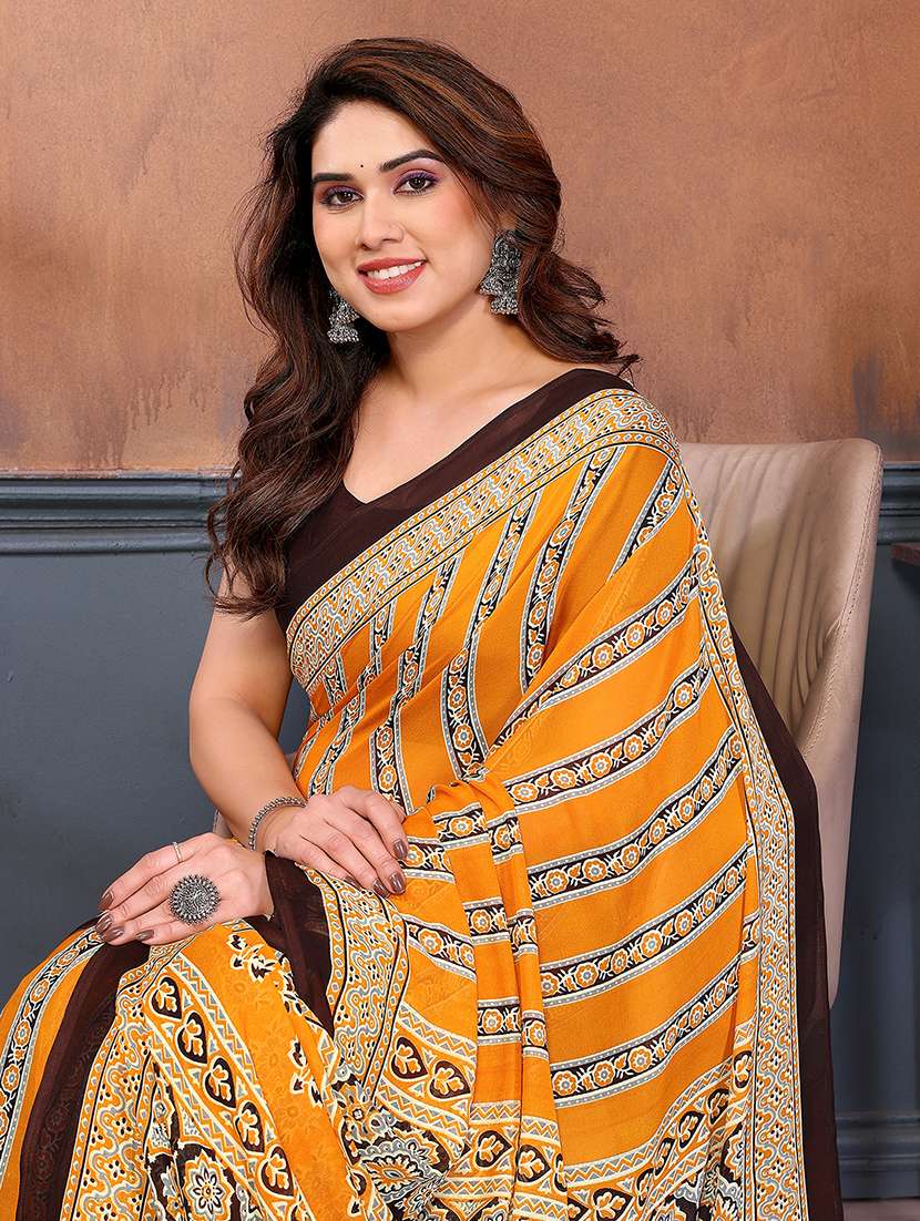 women printed casual wear saree with blouse - 22384911 -  Standard Image - 1