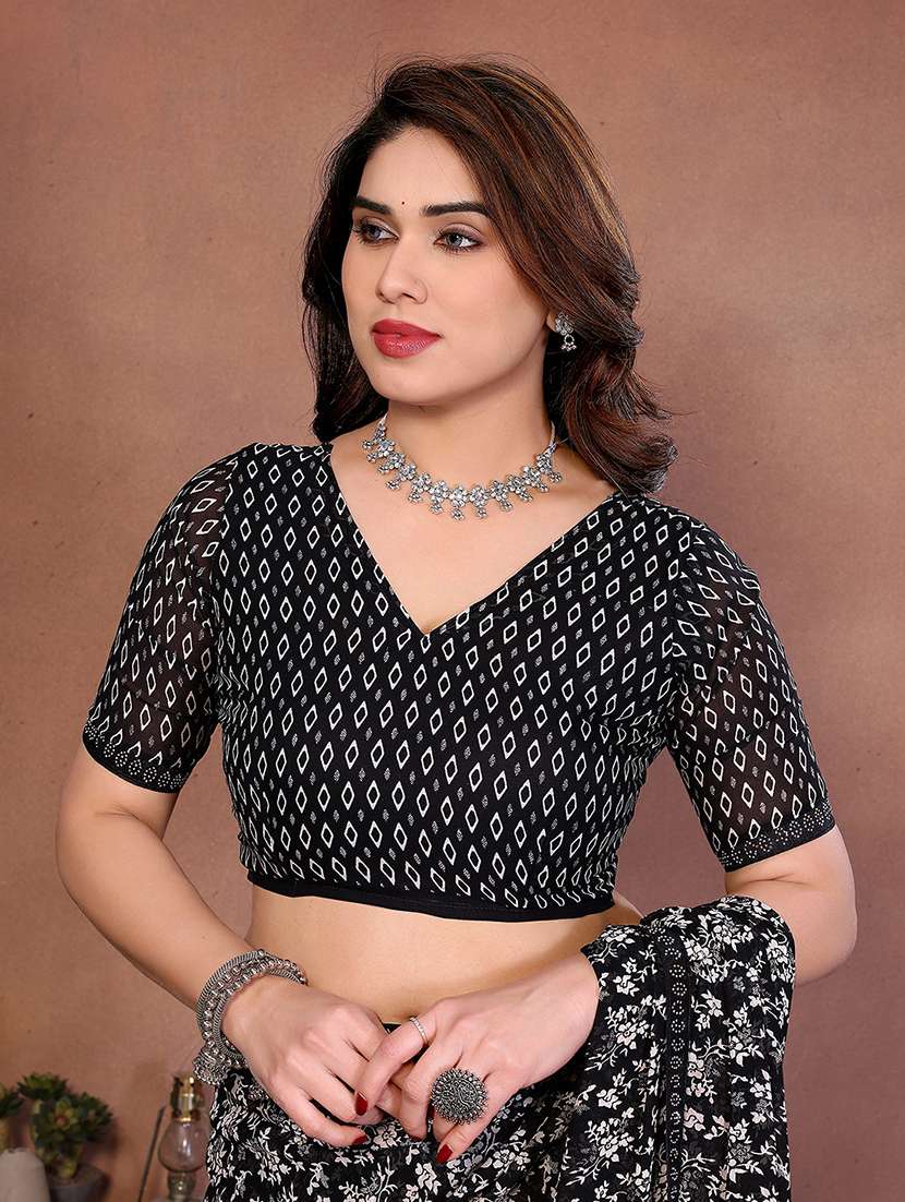 women printed casual wear saree with blouse - 22384986 -  Standard Image - 4