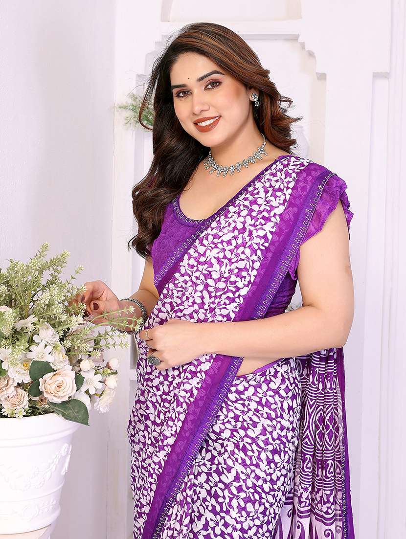 women printed casual wear saree with blouse - 22385011 -  Standard Image - 1