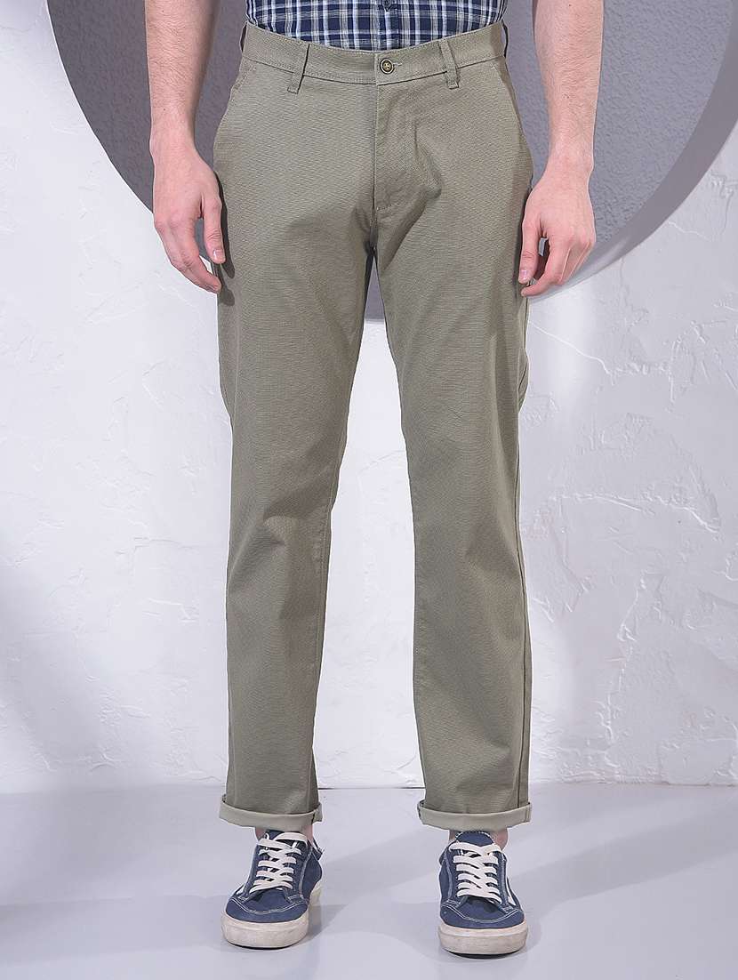 men solid mid rise chinos casual trouser
