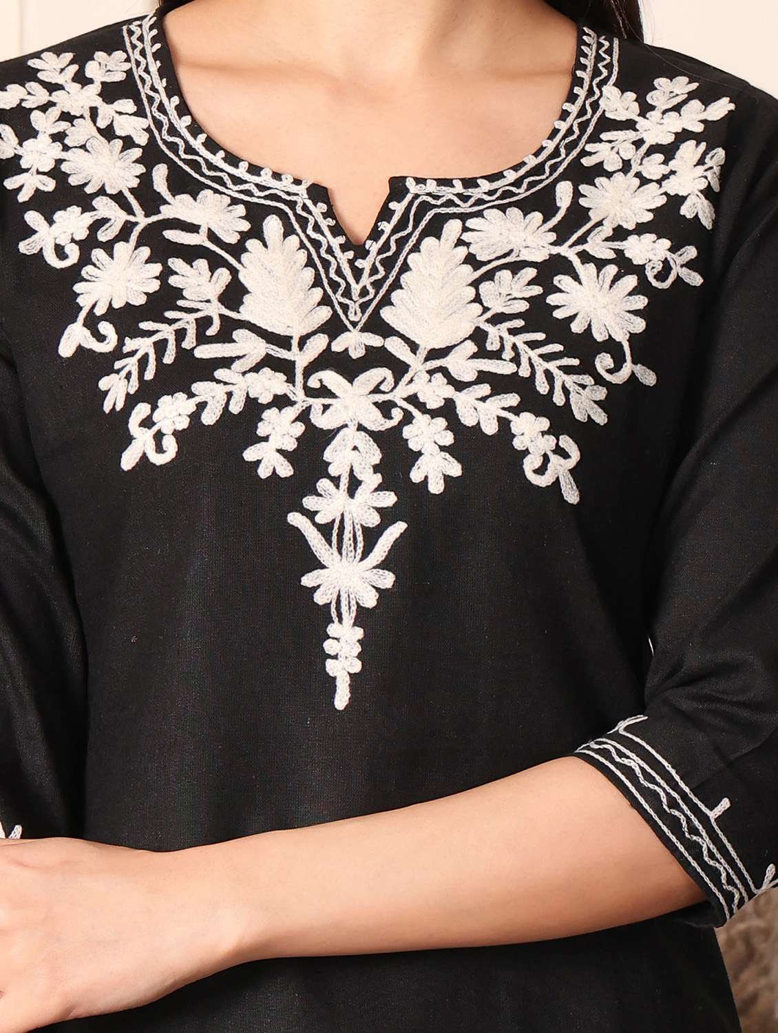 women solid with work three quarter sleeve straight kurti - 22385294 -  Standard Image - 1