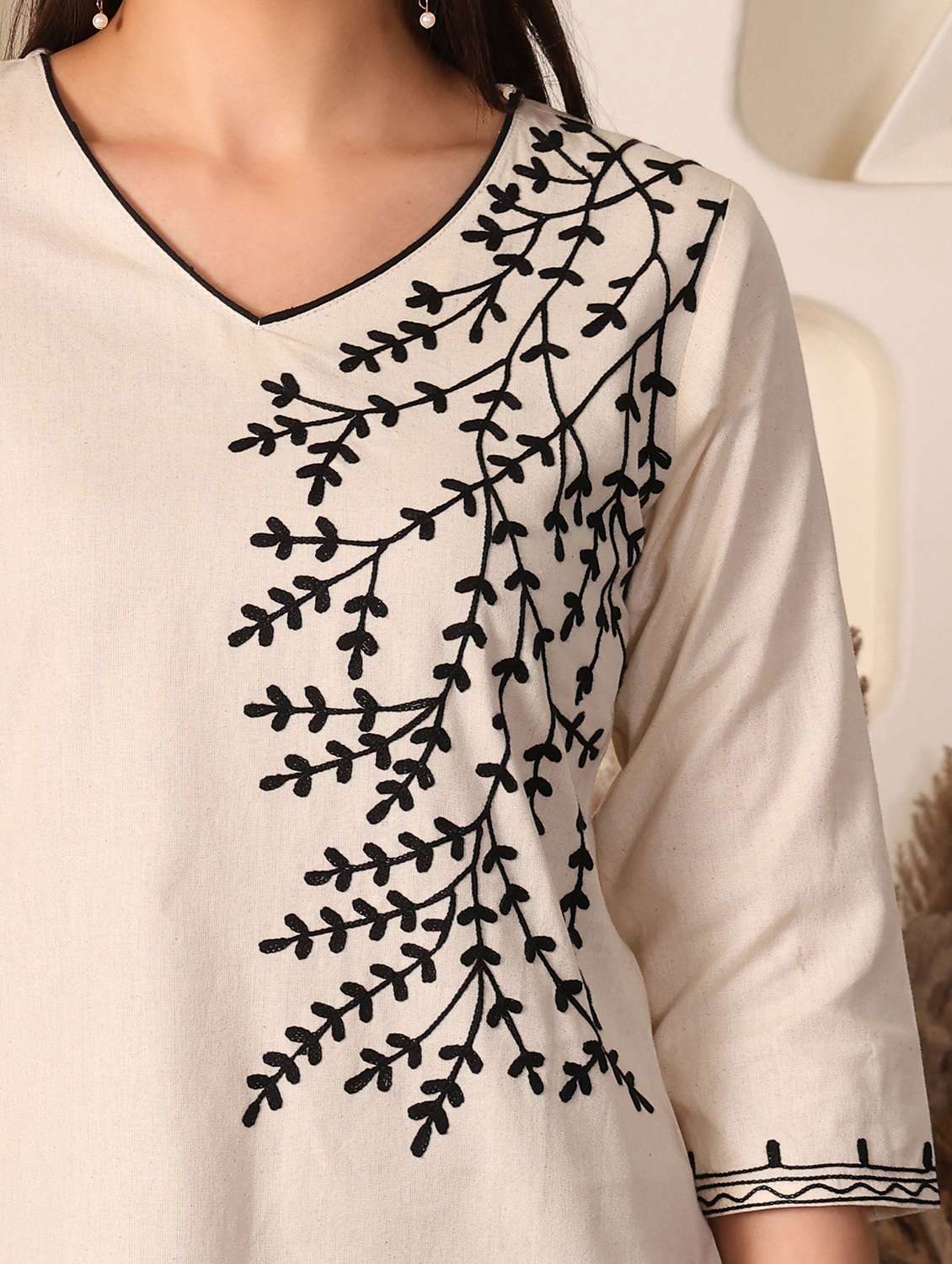 women solid with work notch neck straight kurti - 22385307 -  Standard Image - 1