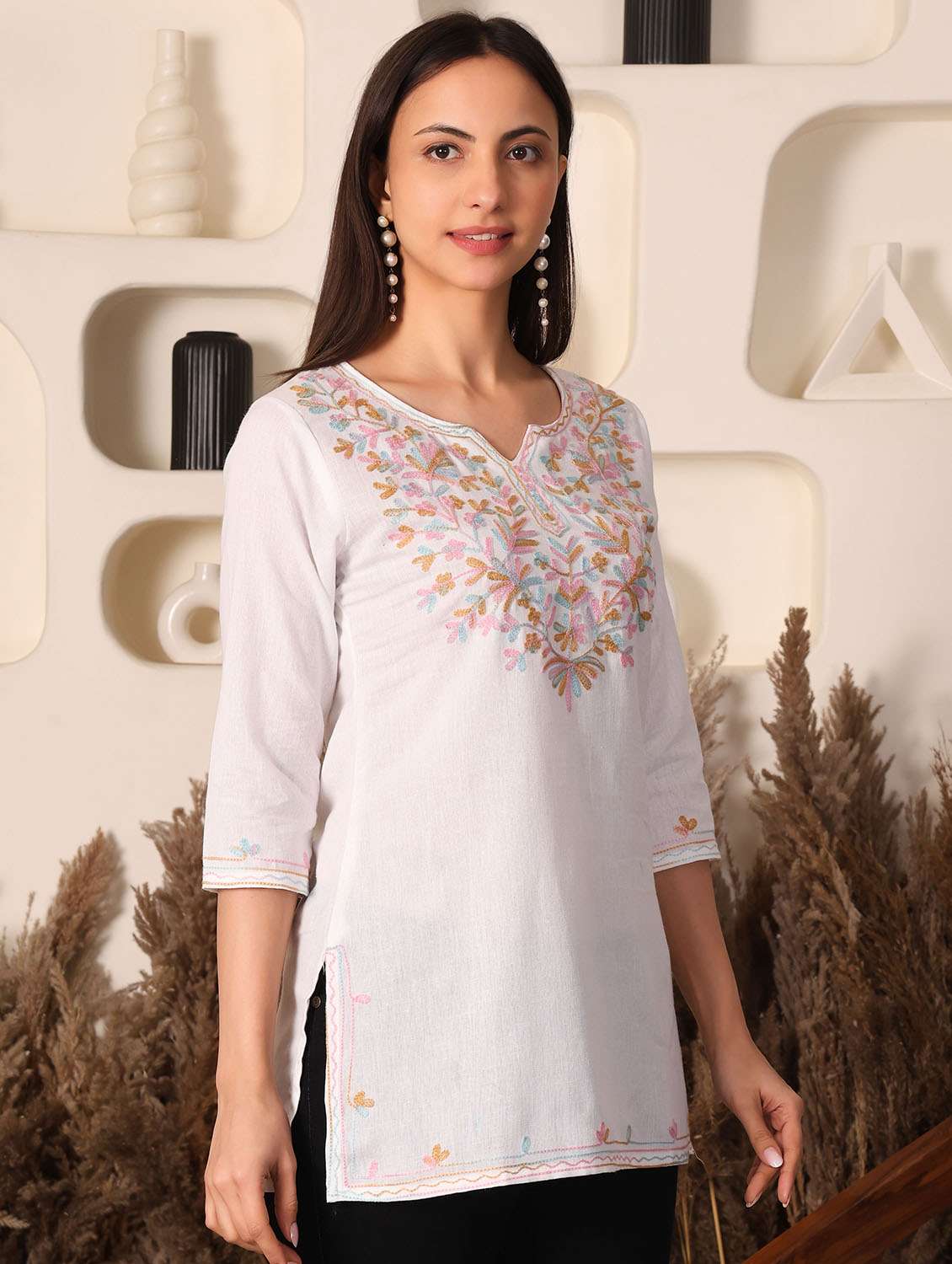 women solid with work notch neck straight kurti - 22385311 -  Standard Image - 4