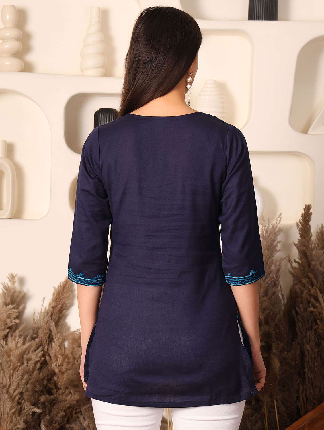 women solid with work notch neck straight kurti - 22385312 -  Standard Image - 4