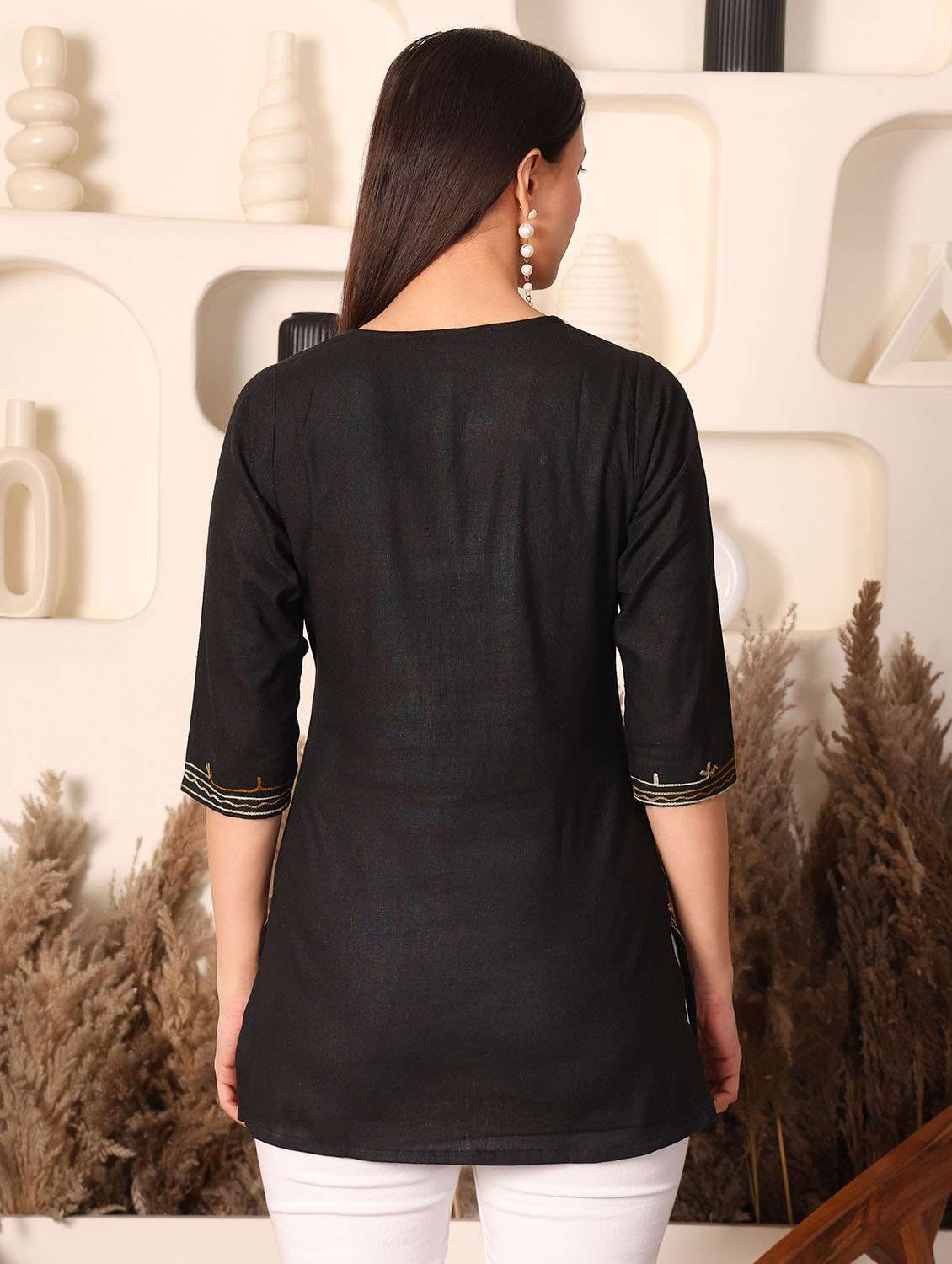 women solid with work notch neck straight kurti - 22385320 -  Standard Image - 4