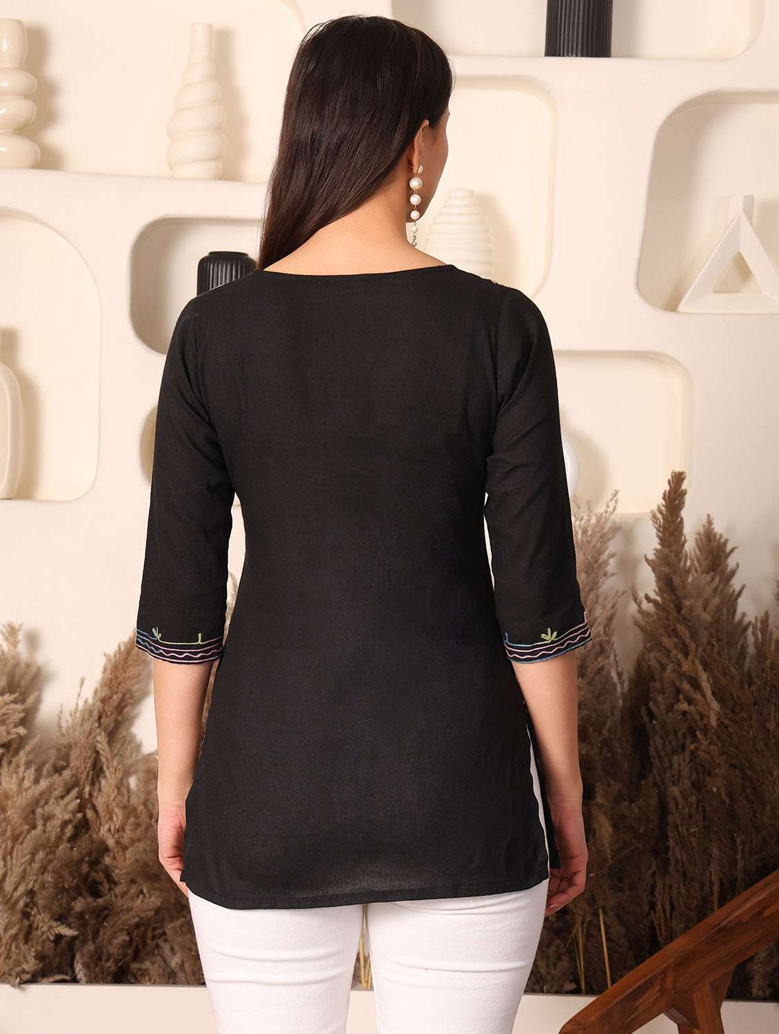 women solid with work notch neck straight kurti - 22385323 -  Standard Image - 4