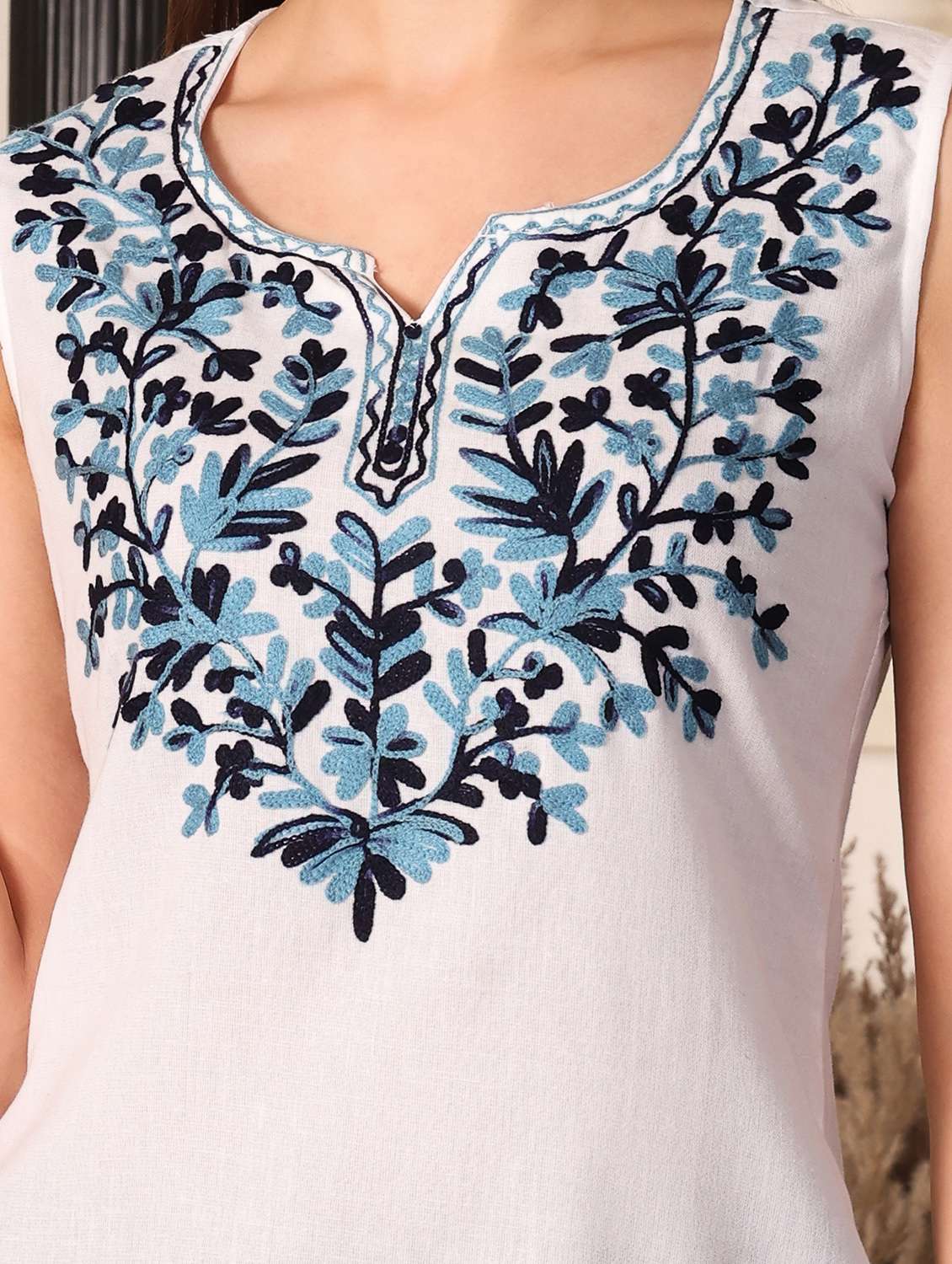 women solid with work notch neck straight kurti - 22385327 -  Standard Image - 1