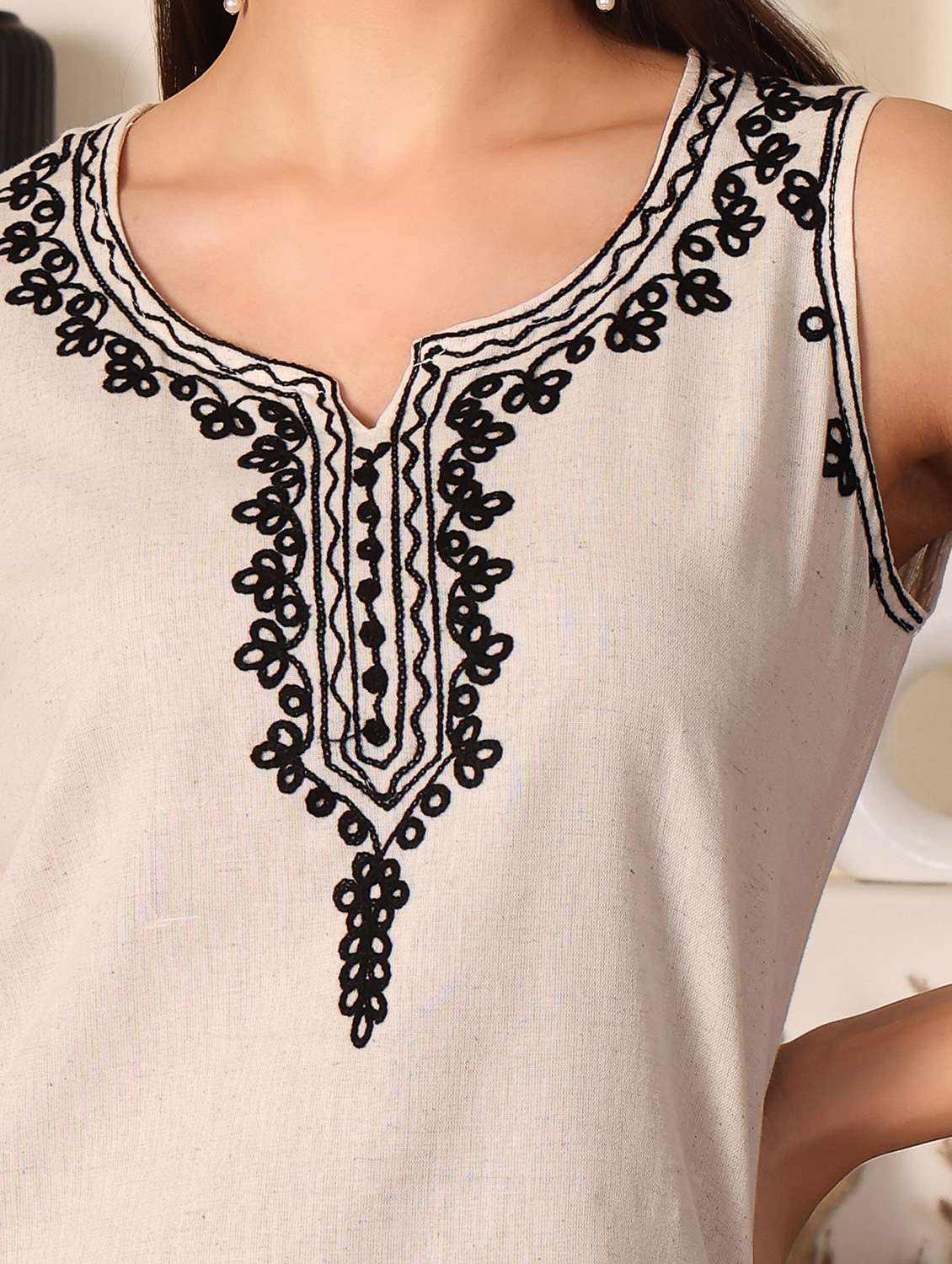 women solid with work notch neck straight kurti - 22385330 -  Standard Image - 1